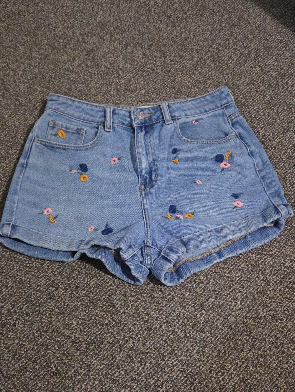Floral Embroidered Light Blue Denim Women's Shorts - NEW
